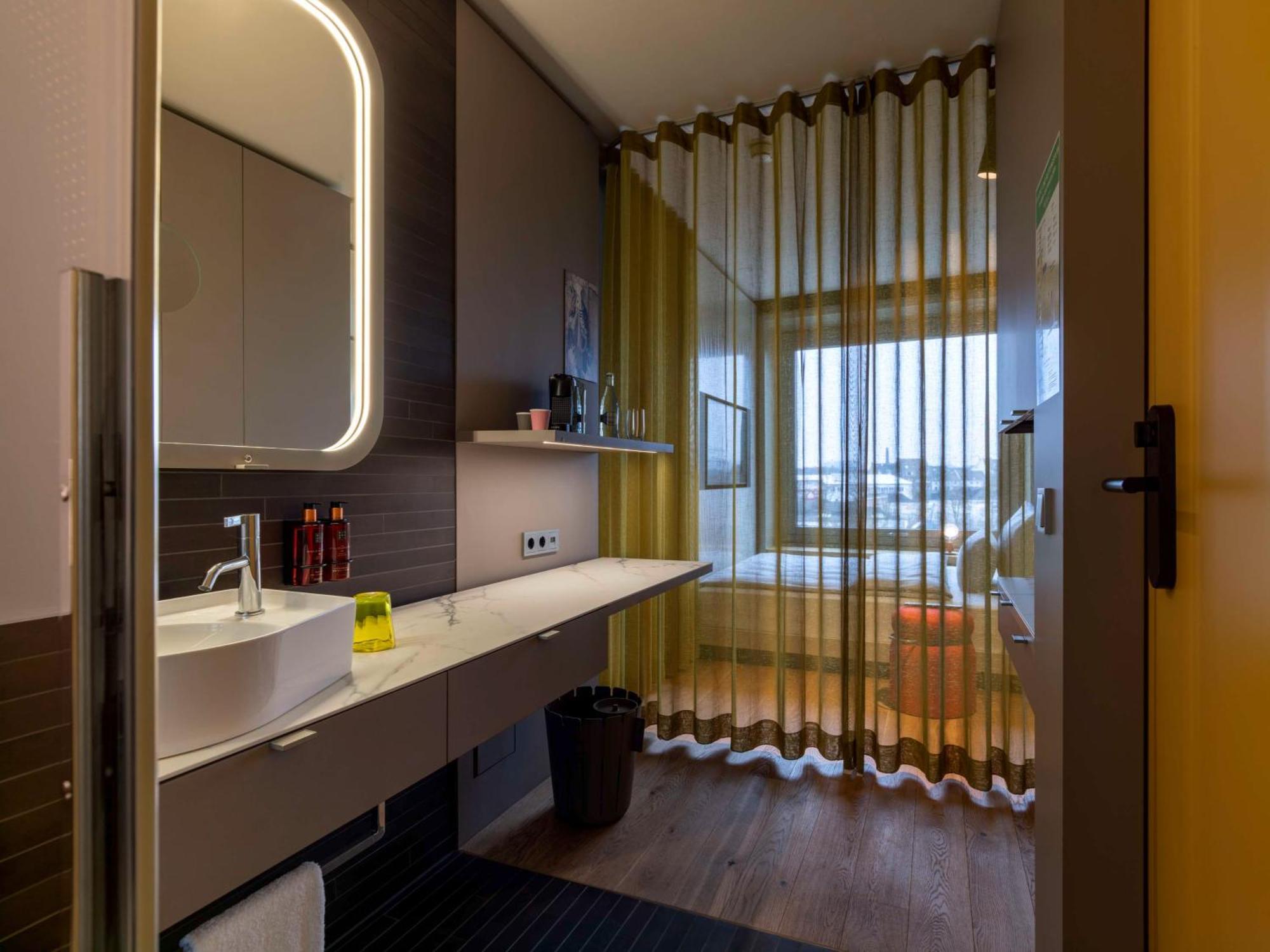 B'Mine Hotel Duesseldorf Luaran gambar
